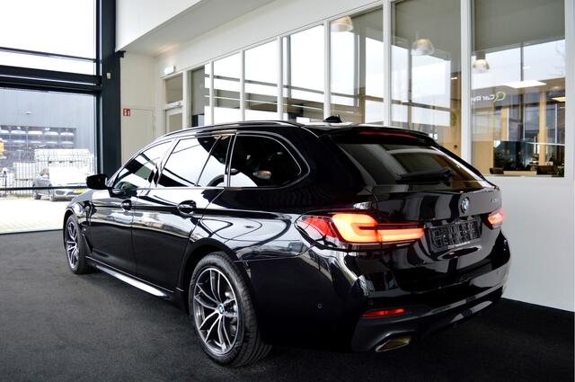 BMW 5-SERIE Touring 530e Hybride M-Sportedition | Comf.St | Vol !