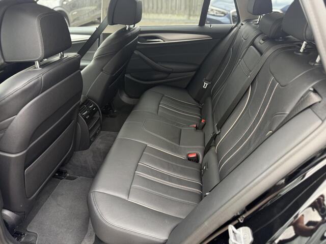 BMW 5-SERIE Touring 530e NL Auto comfort/laser/leder/Shadow
