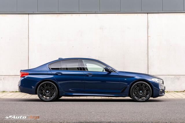 BMW 5-SERIE 520i M-sport