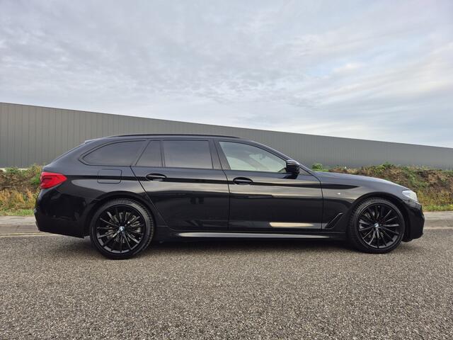 BMW 5-SERIE Touring 520i High Executive Edition Schuifdak