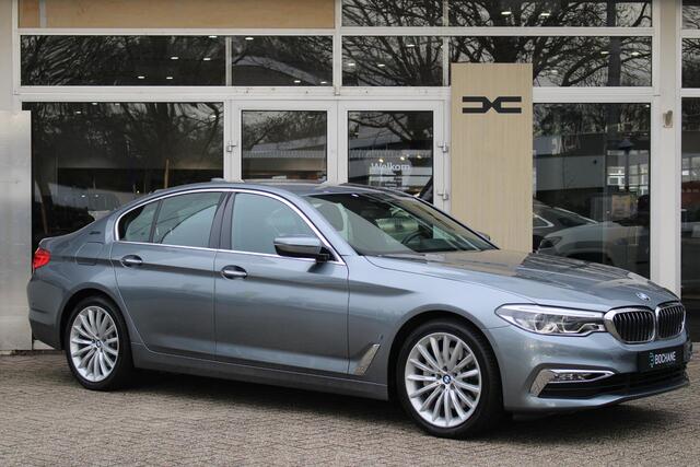 BMW 5-SERIE 530e iPerformance High Executive Automaat | Navigatiesysteem | Achterruitrij Camera | Lederen Bekleding
