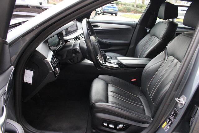 BMW 5-SERIE 530e iPerformance High Executive Automaat | Navigatiesysteem | Achterruitrij Camera | Lederen Bekleding