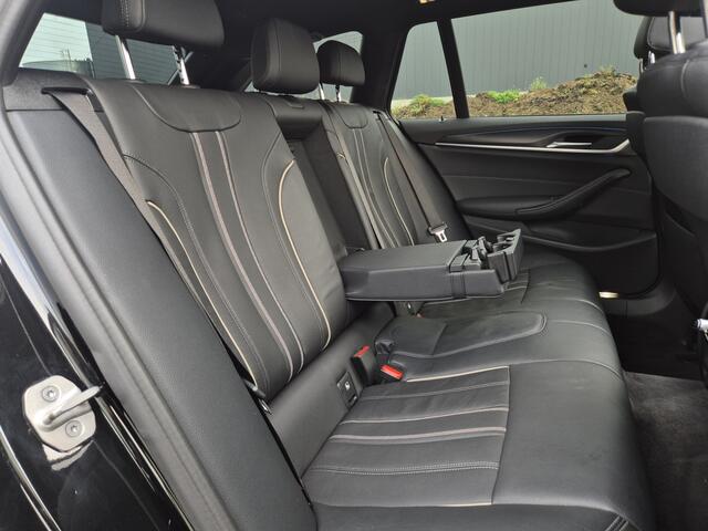 BMW 5-SERIE 530 e M-Sport Hybride Schuifdak, Leder M-pakket.