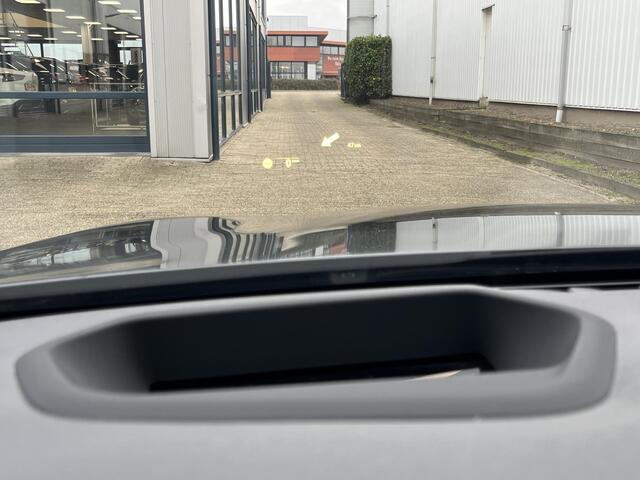 BMW 5-SERIE Touring 520i High Executive | Voll.Historie/Leder/Pano.Dak/Head-Up/360º Camera/M-Pakket