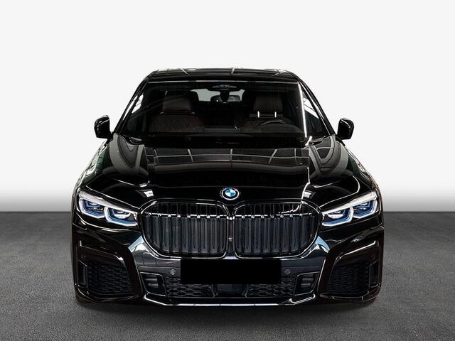 BMW 7-SERIE 745Le xDrive High Executive M-Sport ACC Massage Stoelkoeling Panoramadak Head-Up Entertainment