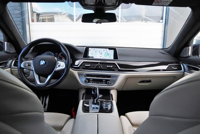 BMW 7-SERIE 740Ld xDrive High Executive M-PAKKET/ MASSAGE/ PANO/ DEALER OND/ VOL!