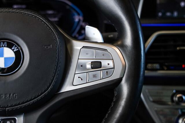 BMW 7-SERIE 745e High Exe M-Sport Individual Comfortstoelen V/A Nappa Leder Memory/ Koeling/ Massage, Glasdak, ACC, HUD, Softclose, Laser, Keyless, Harman-Kardon, Driving Ass/ Warmte Comfort/ Airco Comfort/ Park+ Pakket, 4 Zone, Bmw Live, Lmv 20''