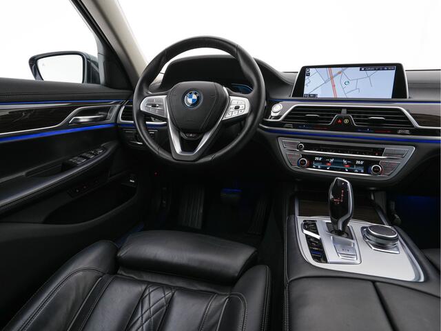 BMW 7-SERIE 745e High Executive (INCL-BTW) *LASER-LED | EXCLUSIV-NAPPA-LEATHER | HEAD-UP | SOFT-CLOSE | BLIND-SPOT | MEMORY-PACK | DIGI-COCKPIT | KEYLESS | DAB+ | CAMERA | COMFORT-SEATS | AMBIENT-LIGHT | DAB | CARPLAY | 18"