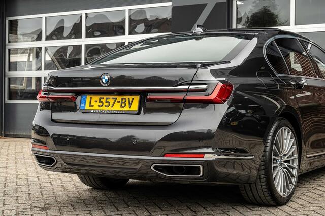 BMW 7-SERIE 745 745e High Executive | Panorama | Head-Up | H/K | 4 wielbesturing | Laser | 360 | Soft Close | 20 Inch |