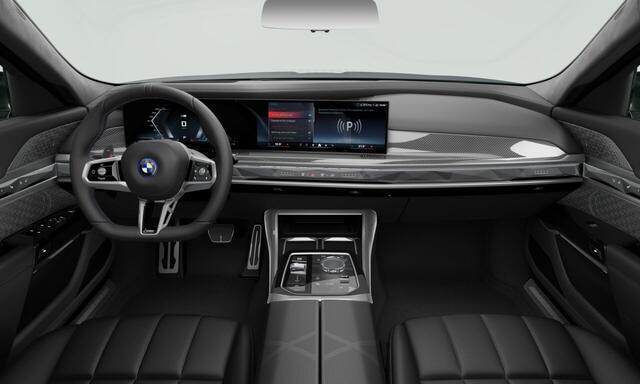 BMW 7-SERIE M760e xDrive | M-Sport Pro | 21'' | B&W | Panorama. | Driv. + Park. Prof. | Stoelvent. + Massage voor/achter | Theatre Screen | Trekhaak | Exe. Driv. Pro | Act. Steering | Gelaagd glas | Alcan. hemel