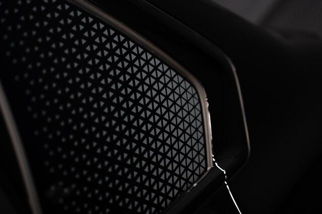 BMW 7-SERIE 740d xDrive *M-Sport Pro / Bowers & Wilkins / Panorama / HUD / Surround View / Standverwarming*