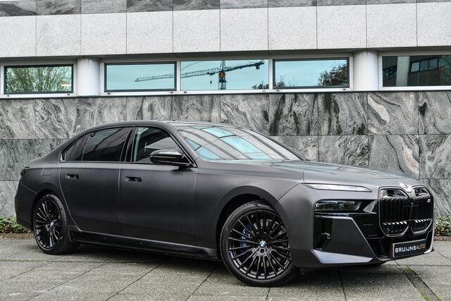 BMW 7-SERIE M760e xDrive |Theatre screen|M-sport|BTW|