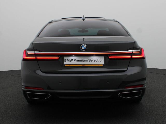 BMW 7-SERIE 750i xDrive High Executive | Driving Assist Prof. | Laserlight | Harman Kardon | Comfortstoel + Ventilatie | Schuifdak | 19''