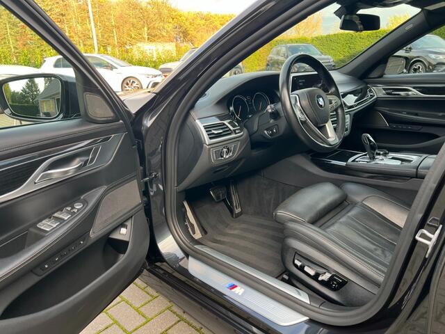 BMW 7-SERIE 730D High Executive M Sport Pano HUD Massage 360 Keyless 4WST.