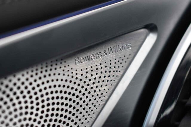 BMW 8-SERIE M850i xDrive B&W Stoelvent Soft-Close ACC 360 HUD