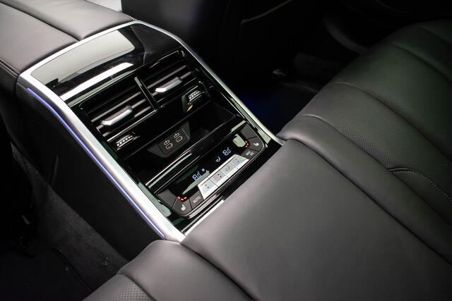 BMW 8-SERIE Gran Coupé M850i xDrive High Executive |Pano|Individual|HUD|Laser|B&W|