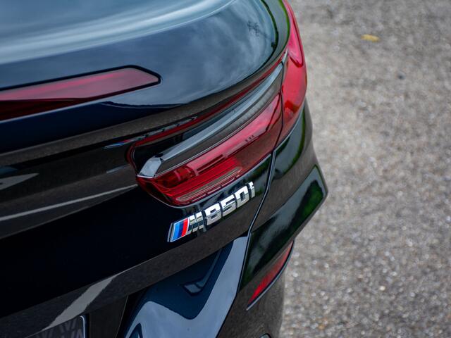 BMW 8-SERIE M850i xDrive | Stoelkoeling | Harman Kardon | Adap. Cruise | Softclose | Achteras sturing | 360 camera