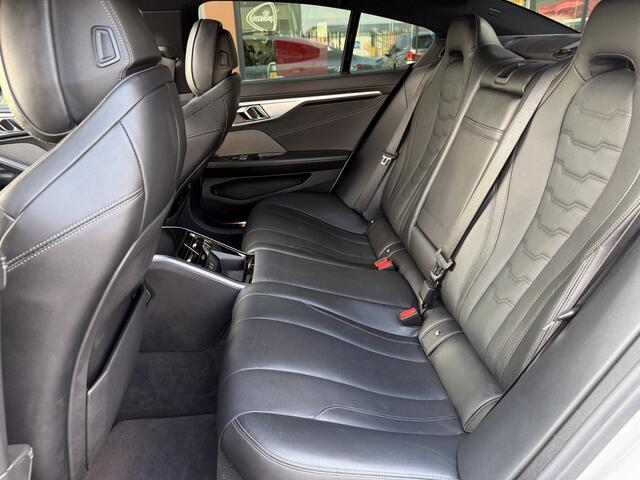 BMW 8-SERIE Gran Coupé M850i xDrive High Executive | Panoramadak | Carbon Core | Laser | 360 Camera