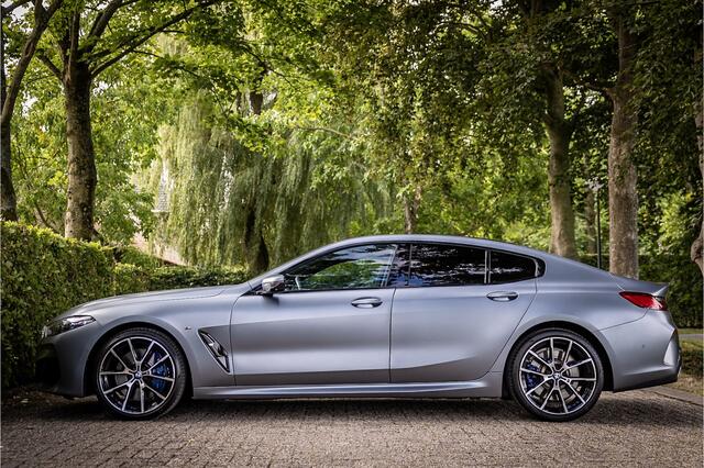 BMW 8-SERIE Gran Coupé 840i xDrive M Sport Frozen Grey Individual Achterasbesturing Soft Close Laser Panorama