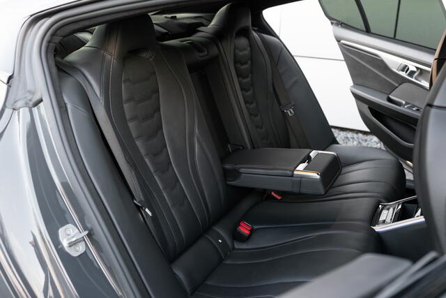 BMW 8-SERIE Gran Coupé 840i xDrive High Executive Dravit Grey|Carbon|Achterassturing|Performance stoelen|ACC|B&W|Full Options