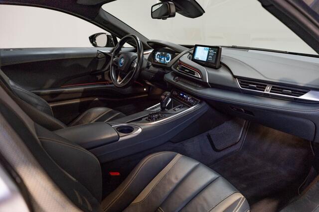 BMW I8 Hybrid 362 PK, Harman Kardon, Head-up, 20 Inch, Matzwart,