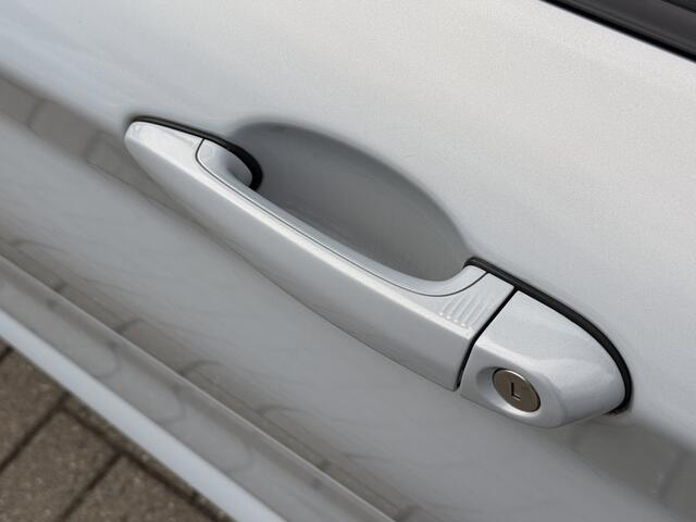 BMW M2 2-serie Coupé DCT Competition | Armytrix | Schuif / Kantel | Harman Kardon | Achteruitrijcamera | Leder