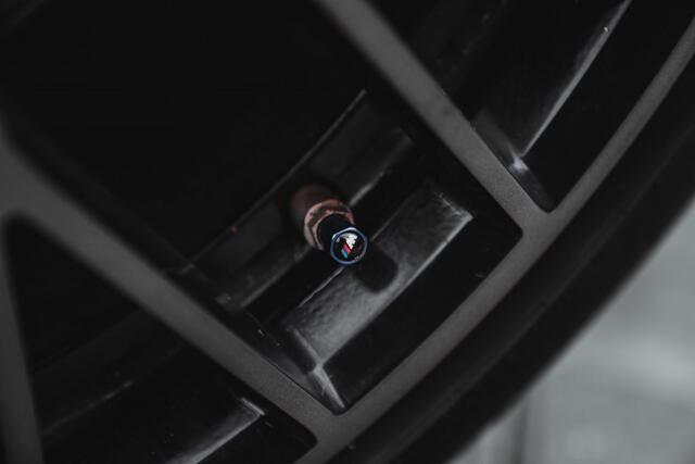 BMW M2 M2 Comp, Pano, Carbon pakket, custom uitlaat