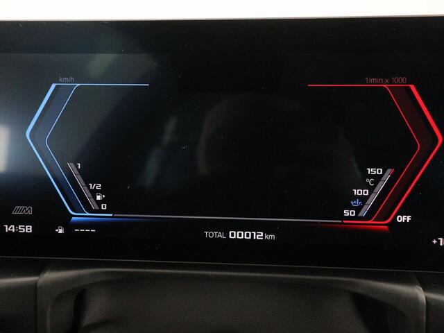 BMW M3 3-serie Touring CS | British Racing Green | Keramische remmen | Head-Up | Carbon Bucket Seats | Camera | Stuurwiel verwarmd |