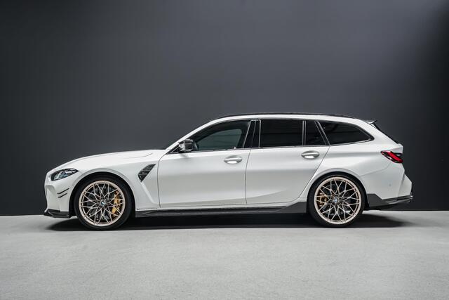 BMW M3 Touring xDrive Competition |incl BTW|Track Pack|M-Performance parts|Frozen White|Laser|21 inch Frozen Bronze velgen|eerste eigenaar|Nederlandse auto|keramische remmen|