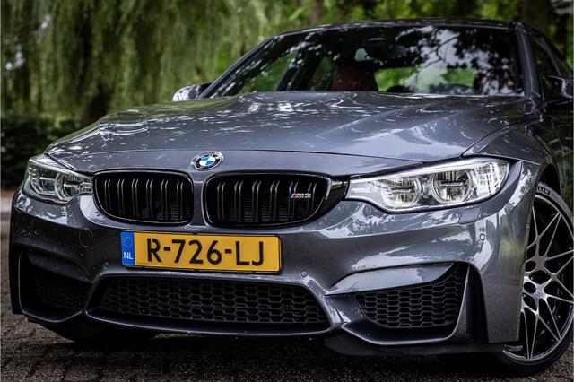BMW M3 3-serie DCTA Carbon HUD 20" Harman Kardon