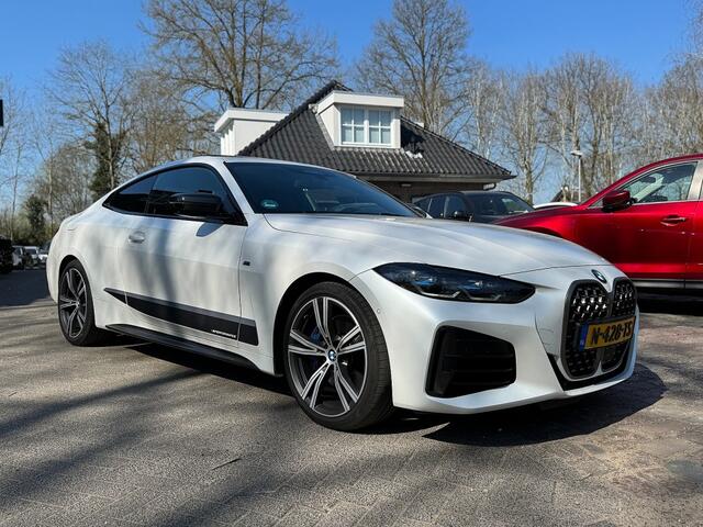 BMW M4 M440i xDrive High Executive M-pakket zwartsportleer,schuifdak,laserlicht