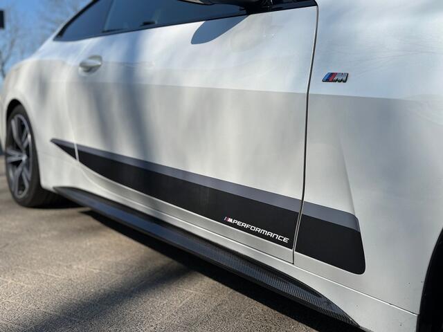 BMW M4 M440i xDrive High Executive M-pakket zwartsportleer,schuifdak,laserlicht