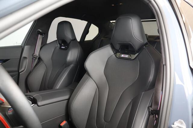 BMW M5 Sedan - Ultimate Pack - Keramische Remmen - Carbon Pack