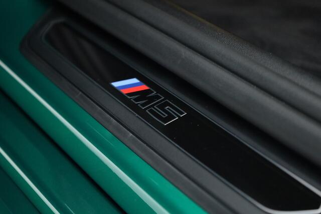 BMW M5 5-serie | Ultimate Pack | Keramisch | Carbon | Driving Assistant Pro. | B&W