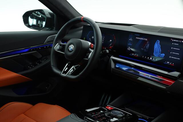 BMW M5 5-serie | Ultimate Pack | Keramisch | Carbon | Driving Assistant Pro. | B&W