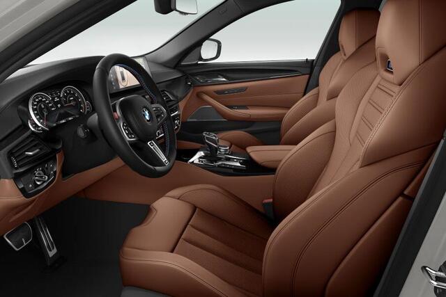 BMW M5 5 Serie Sedan Harman Kardon Audio / Laser Lampen / Auto-pilot / 4 zone Airco / Comfort Access / PPF