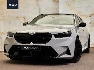 bmw-m5-touring-v8-m-hybrid,-ultimat