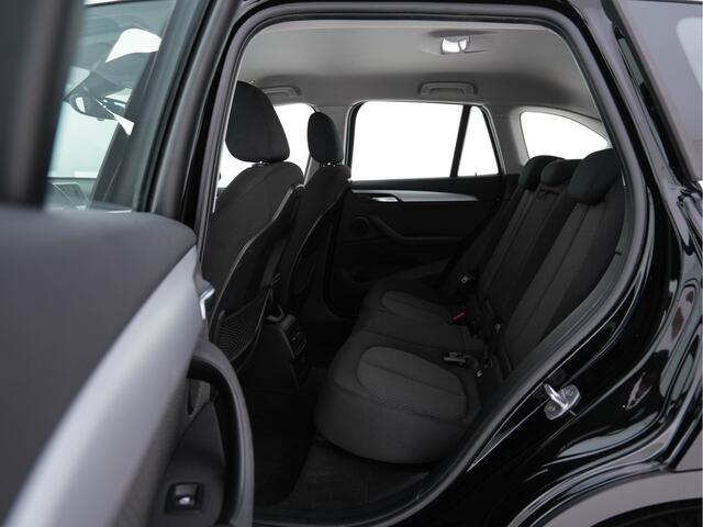 BMW X1 sDrive16d Centennial Executive *NAVI-FULLMAP | FULL-LED | ECC | PDC | CRUISE | TOWBAR | COMFORT-SEATS | 17''ALU *