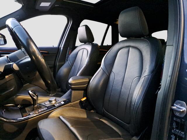 BMW X1 20i Orange Edition | Pano | Leder | Head-up