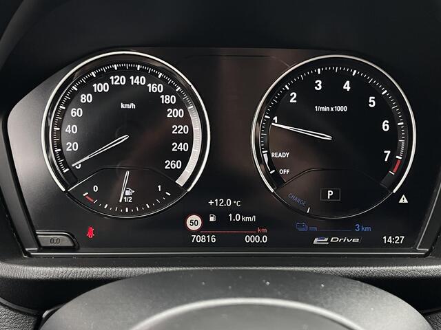 BMW X1 xDrive25e High Executive M Sport 18"/Stoelverwarming/Sportstoelen/Elektrische Klep/LED/DAB/Navigatie/PDC