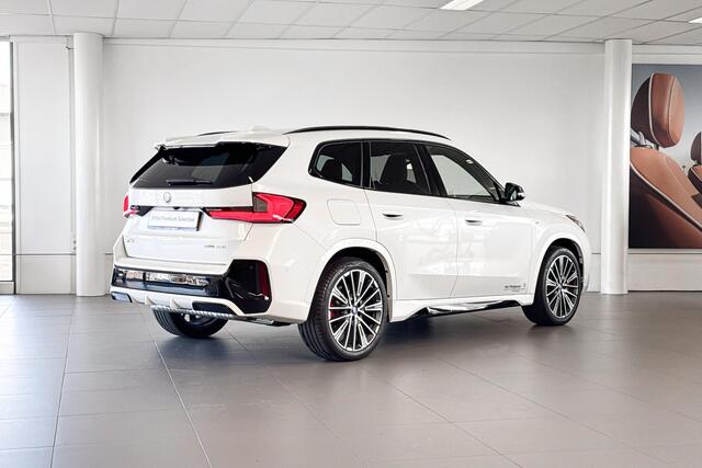BMW X1 xDrive30e | M Sport | Glazen Panoramadak | Harman Kardon | Trekhaak |