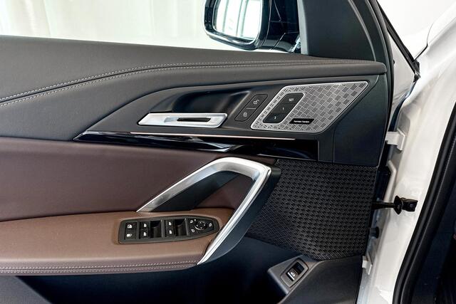 BMW X1 xDrive30e | M Sport | Glazen Panoramadak | Harman Kardon | Trekhaak |