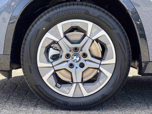 BMW X1 sDrive20i | xLine | 18'' | Driv. Ass. Prof. | Head-Up