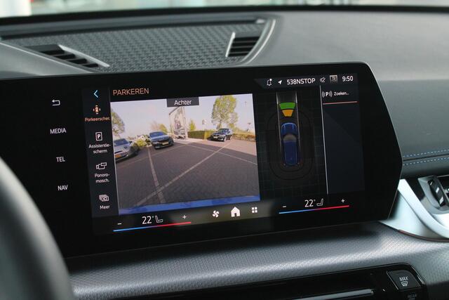 BMW X1 xDrive25e M Sport Automaat / Trekhaak / Sportstoelen / Adaptieve LED / M Adaptief onderstel / Comfort Access / Parking Assistant