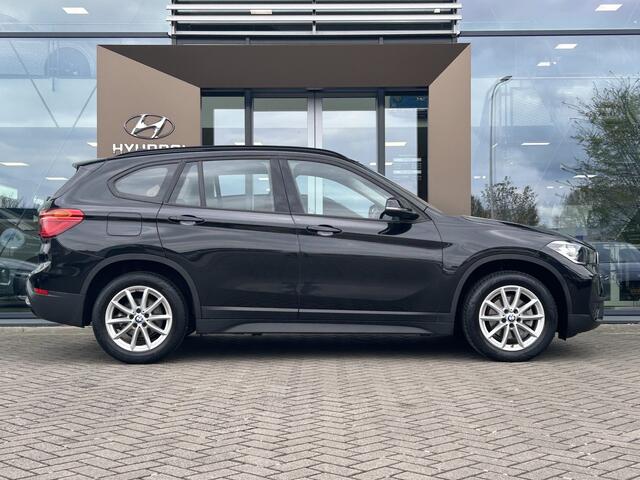 BMW X1 sDrive18i Business Edition Plus Leder