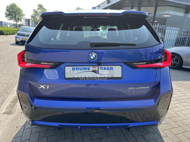 BMW X1 xDrive25e M sport Stoelverw. | Adapt. Cruise | Elekt. Klep |