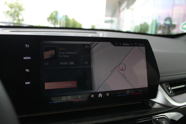 BMW X1 sDrive18i M Sport Automaat / Trekhaak / Sportstoelen / Adaptieve LED / M Adaptief onderstel / Comfort Access / Memory Seats / Stuurverwarming