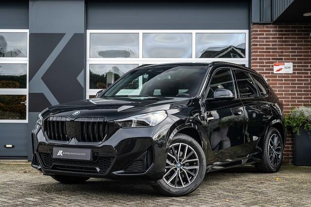 BMW X1 25e xDrive M Sport | Shadow | Driving Ass. Plus | Camera | Adapt. Led | Stoelverwarming | 18 Inch |