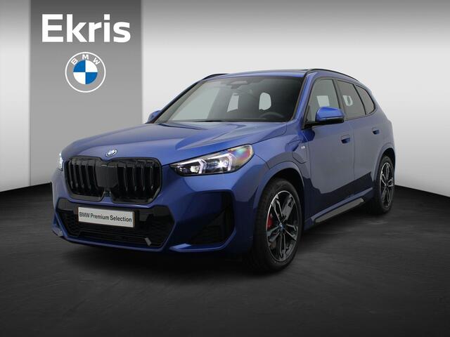 BMW X1 xDrive25e M Sportpakket Pro | Innovation Pack | Comfort Pack | Travel Pack | Panoramadak | Head-Up Display | 19"