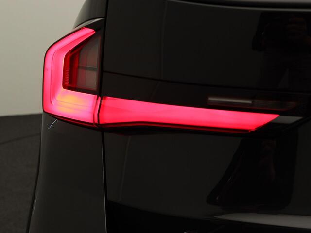 BMW X1 xDrive25e M Sportpakket | Premium Pack | Comfort Pack | Travel Pack | Achteruitrijcamera | Harman-Kardon |18"